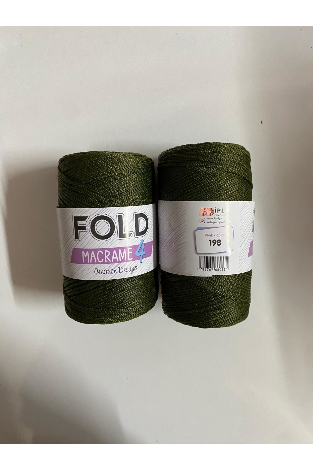 POLYESTER MAKROME NO4  YEŞİL 2 YUMAK TOPLAM 400 GRAM