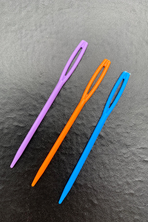 3'lü Plastik Yün İğnesi