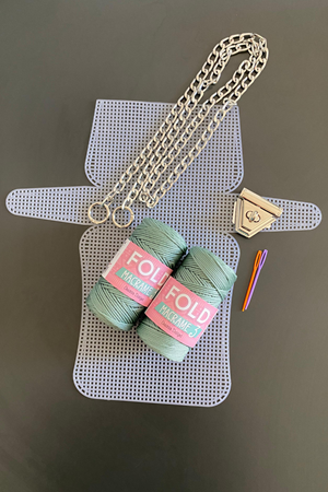 Kanvas Çanta Yeşil Örgü Kiti 45x22cm - Polyester Makrome No.3 Plastik Kanvas Çanta Seti